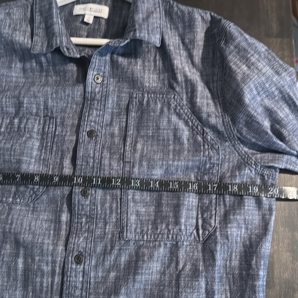 Public Opinion Blue Chambray Button Down Shirt Size Medium - Picture 5 of 6